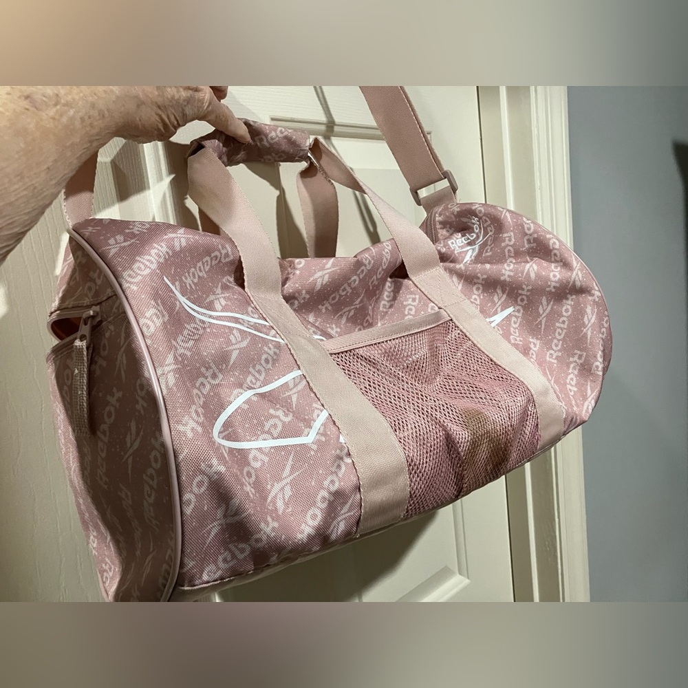 Reebok shoulder or Crossbody bag GUC